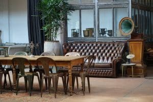 Read more about the article 5 Signs That It’s About Time to Get Rid of Your Old Furniture