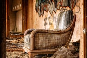 Read more about the article Junk Removal Services in Arizona: Why Do You Need Them?